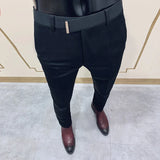 Calça Turca - Slim Casual